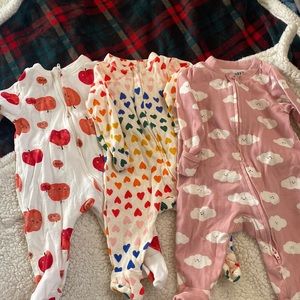 3 set onesies from old navy 0-3 months